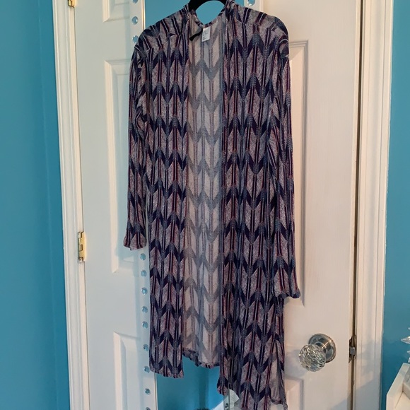 Adorable!!  Medium cardigan lightweight, excellent condition! - Picture 2 of 3